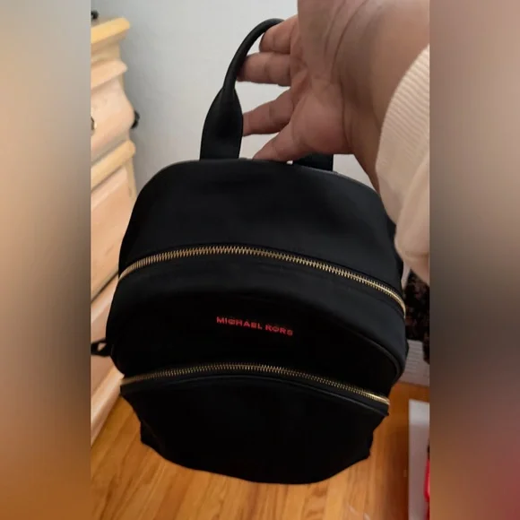 Michael Kors Large Abbey Nylon Backpack Rehab - Picture 14 of 17